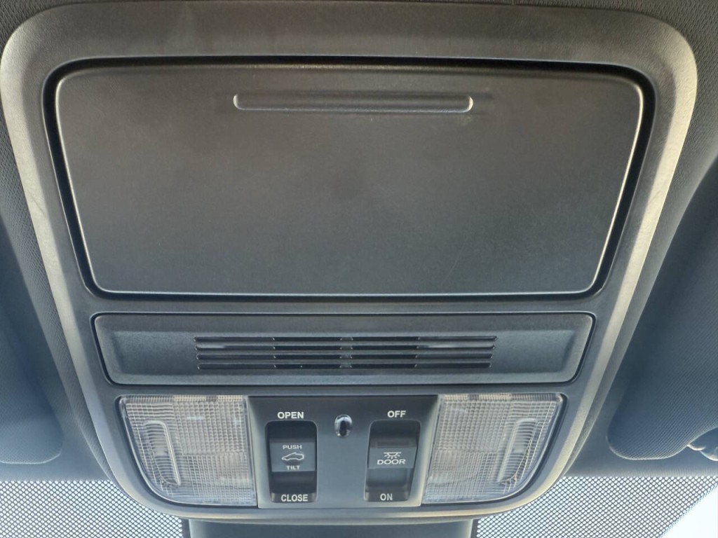 2025 Honda Odyssey Image 40