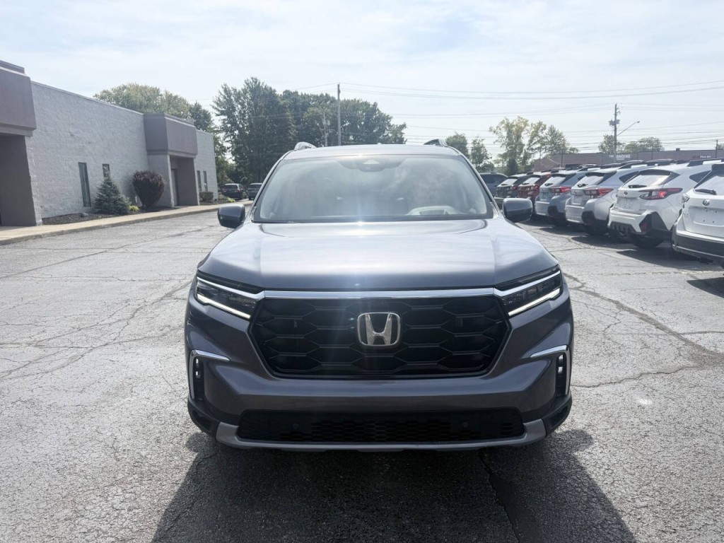 2025 Honda Pilot Image 3