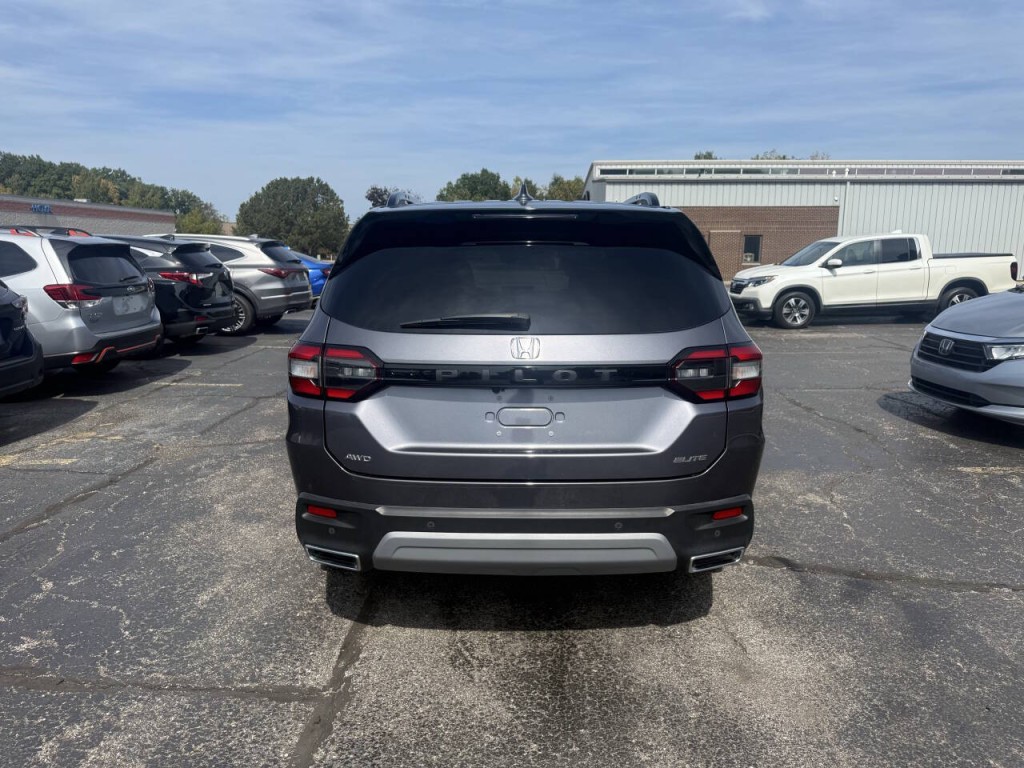 2025 Honda Pilot Image 7