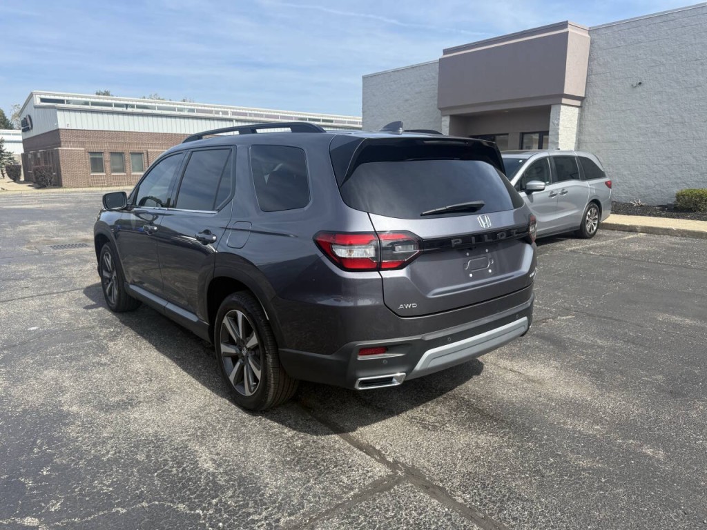 2025 Honda Pilot Image 8