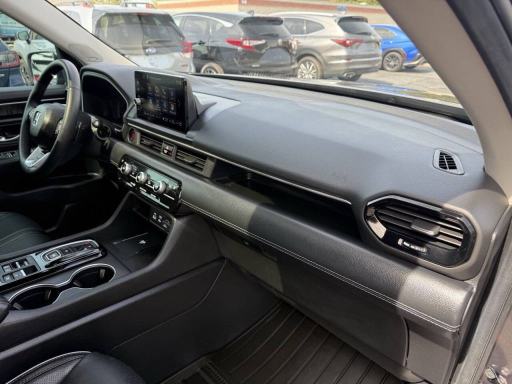 2025 Honda Pilot Image 32