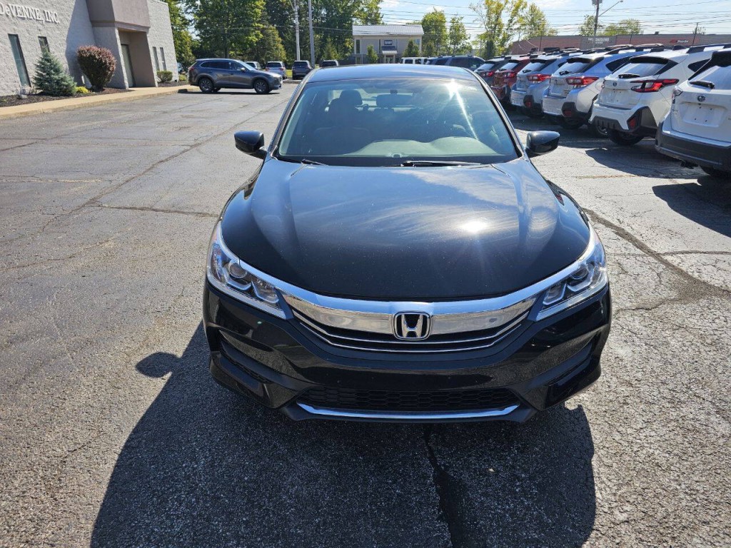 2017 Honda Accord Image 3