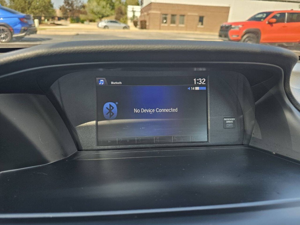 2017 Honda Accord Image 28