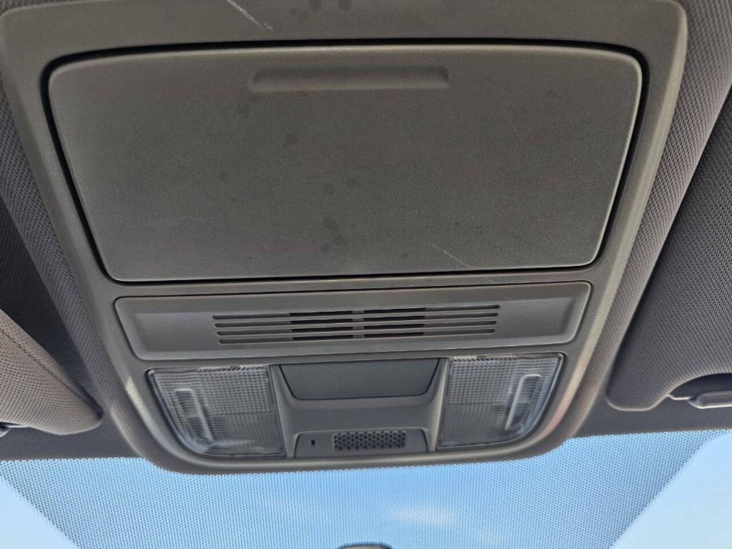2017 Honda Accord Image 32