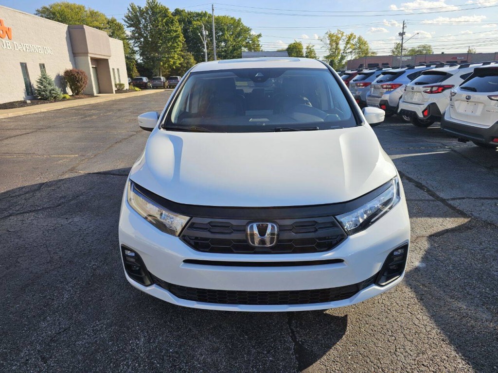 2025 Honda Odyssey Image 3