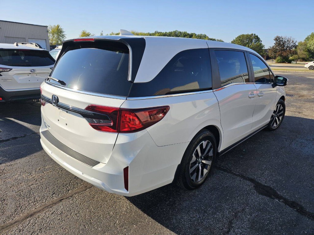 2025 Honda Odyssey Image 6