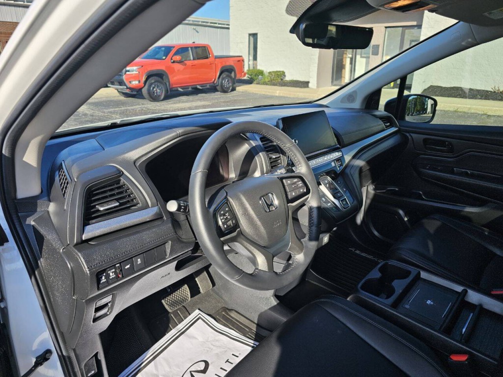 2025 Honda Odyssey Image 17