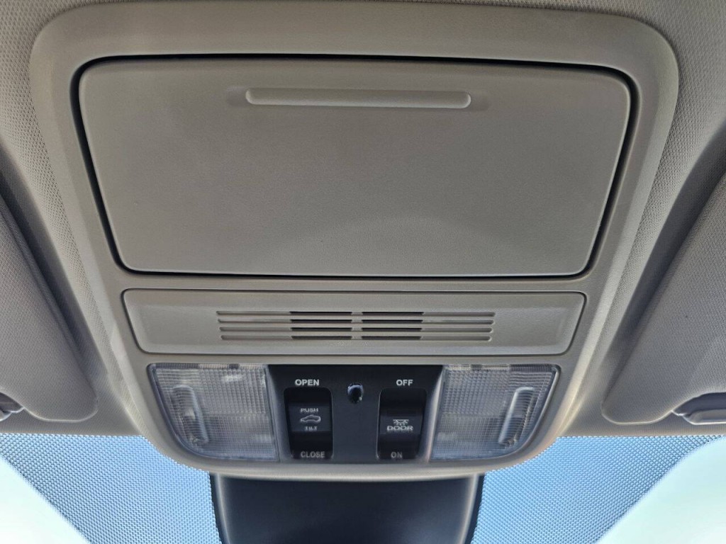 2025 Honda Odyssey Image 40
