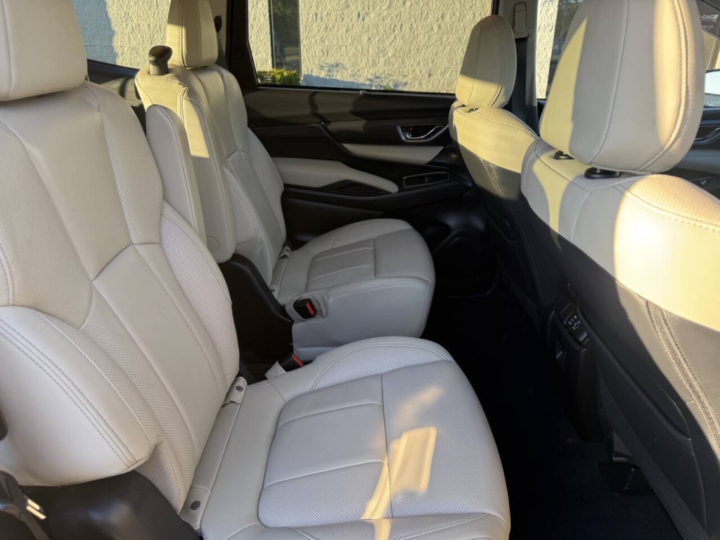 2023 Subaru Ascent Image 27
