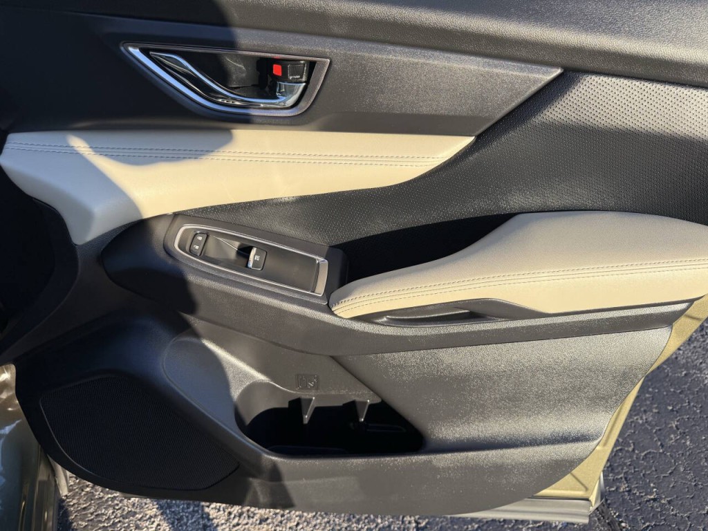 2023 Subaru Ascent Image 30