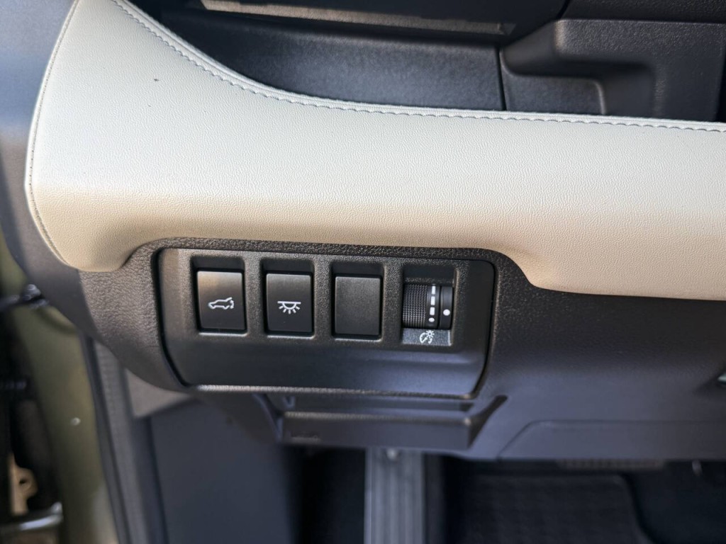 2023 Subaru Ascent Image 33
