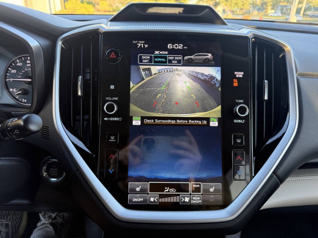 2023 Subaru Ascent Image 38