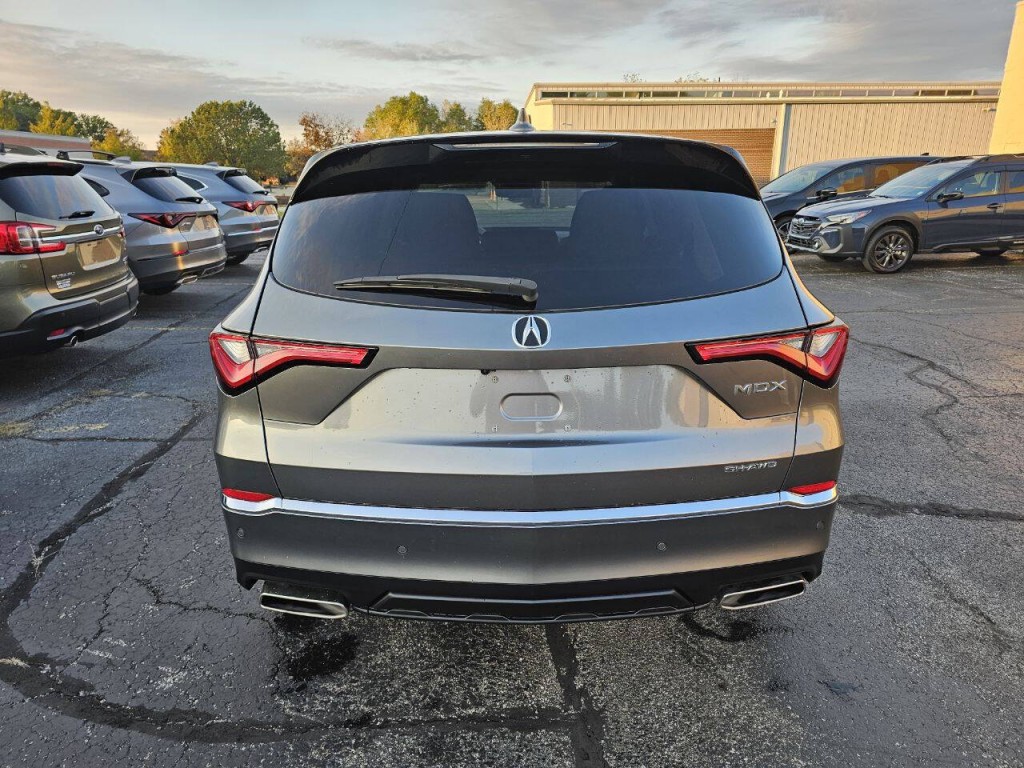 2023 Acura MDX Image 7