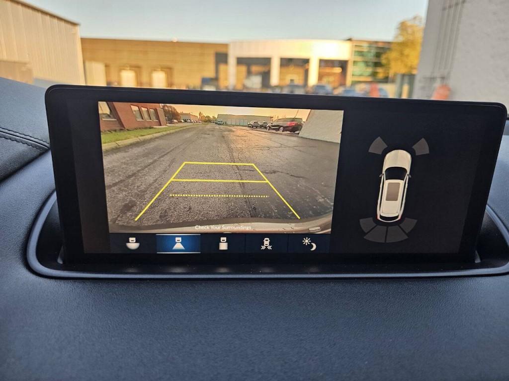 2023 Acura MDX Image 38