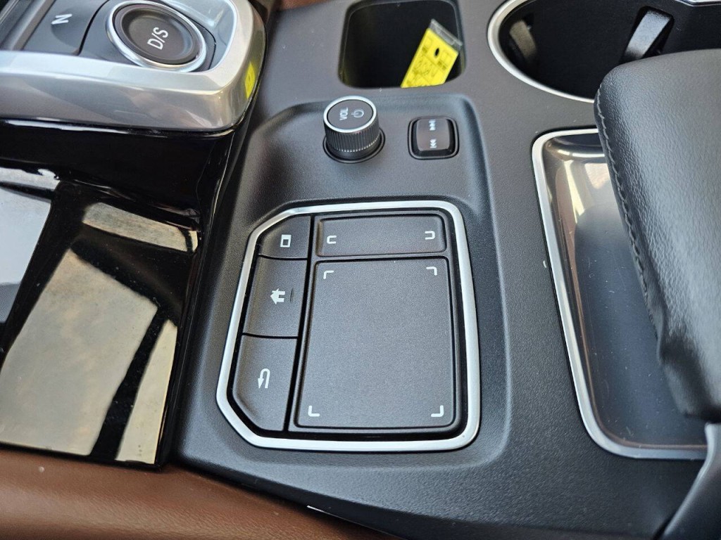 2023 Acura MDX Image 40