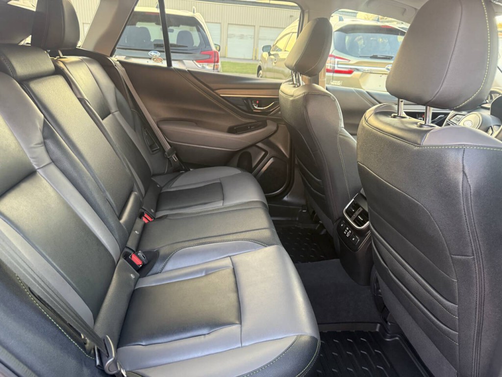 2025 Subaru Outback Image 24