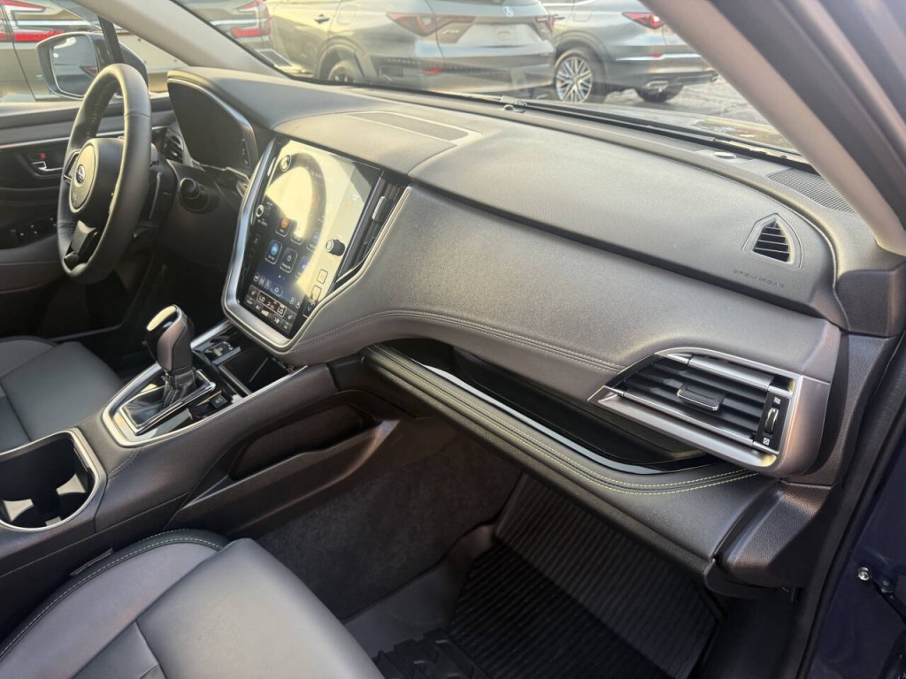 2025 Subaru Outback Image 28