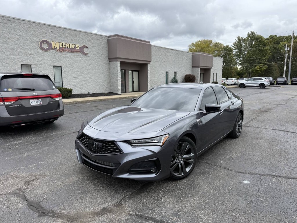 2023 Acura TL Image 2