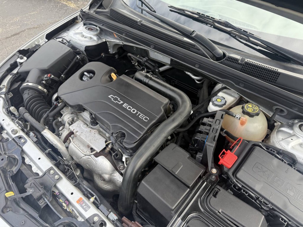 2017 Chevrolet Malibu Image 12