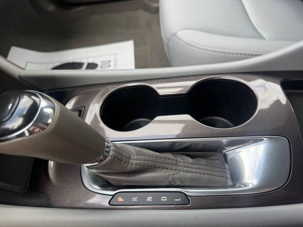 2017 Chevrolet Malibu Image 30