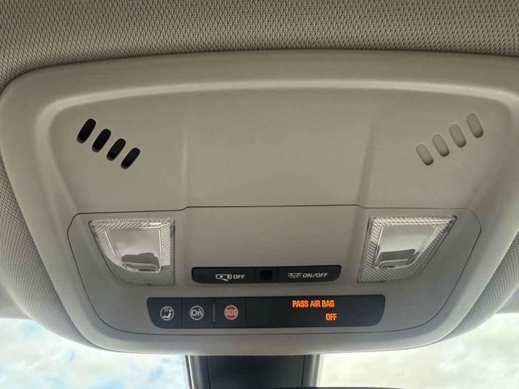 2017 Chevrolet Malibu Image 31