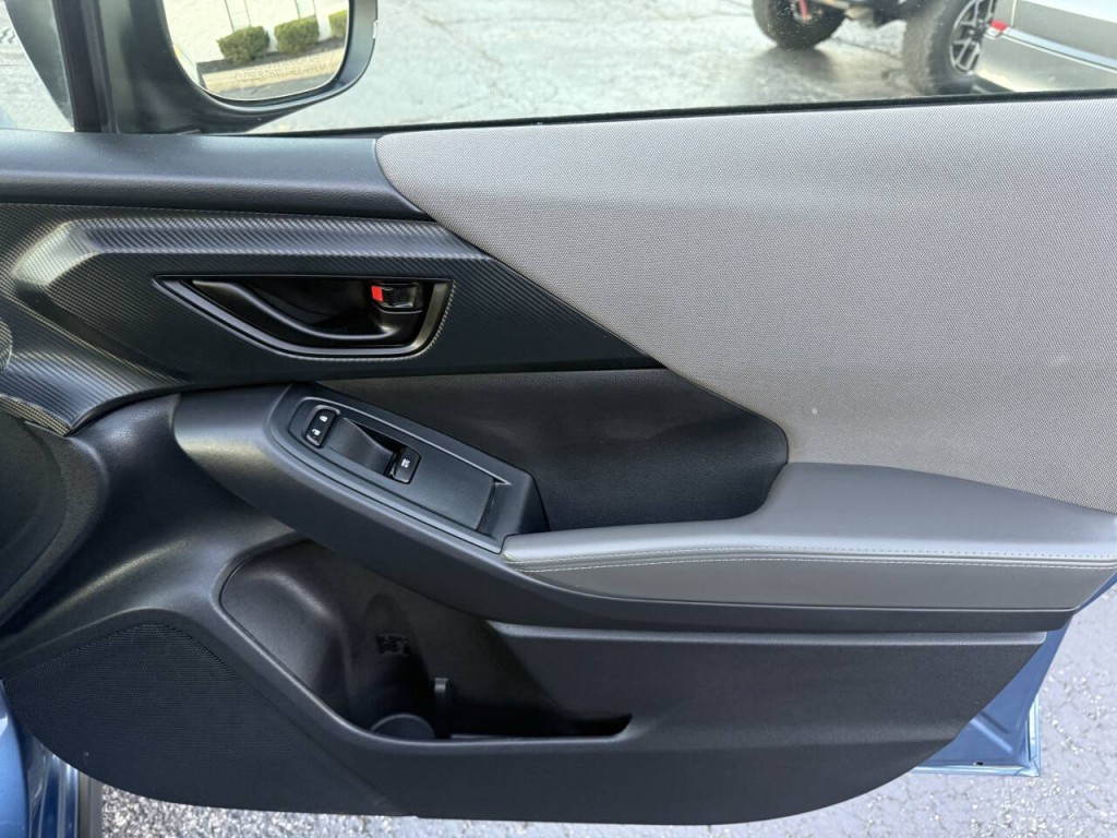 2024 Subaru Crosstrek Image 25