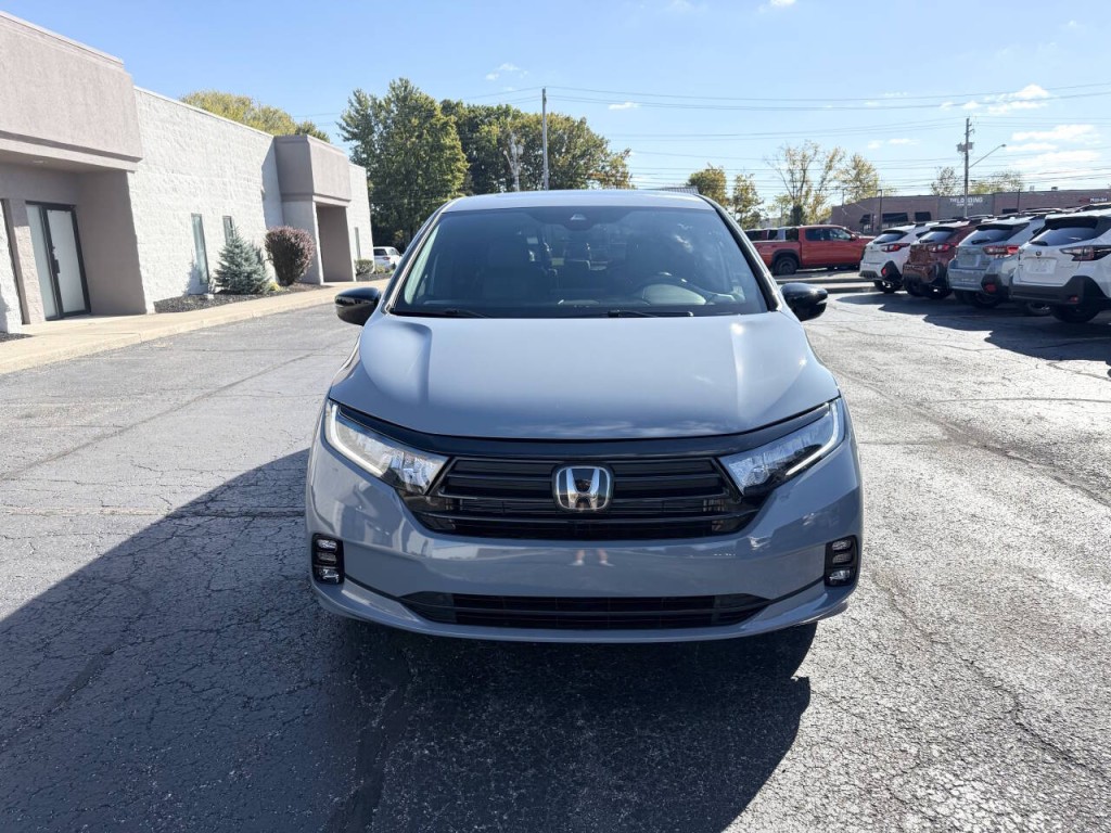 2024 Honda Odyssey Image 3