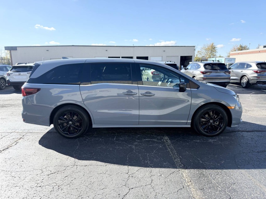 2024 Honda Odyssey Image 6