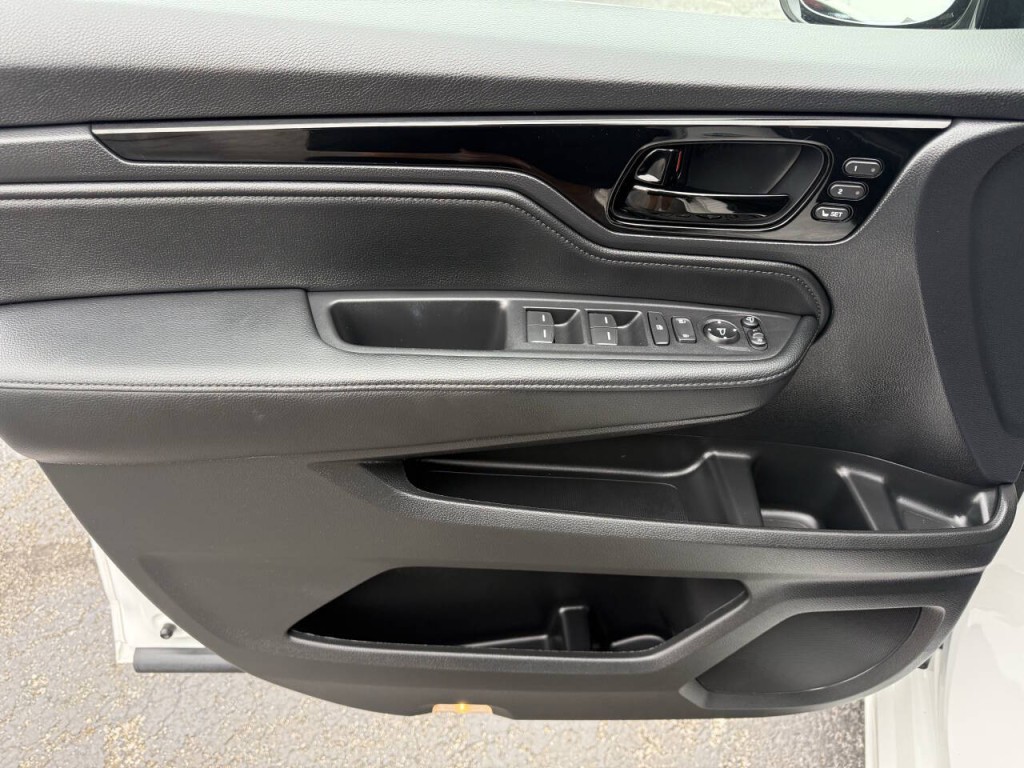 2025 Honda Odyssey Image 15