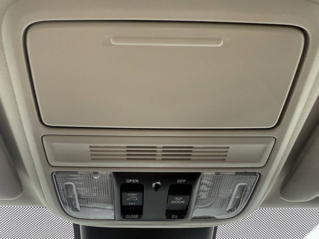 2025 Honda Odyssey Image 45