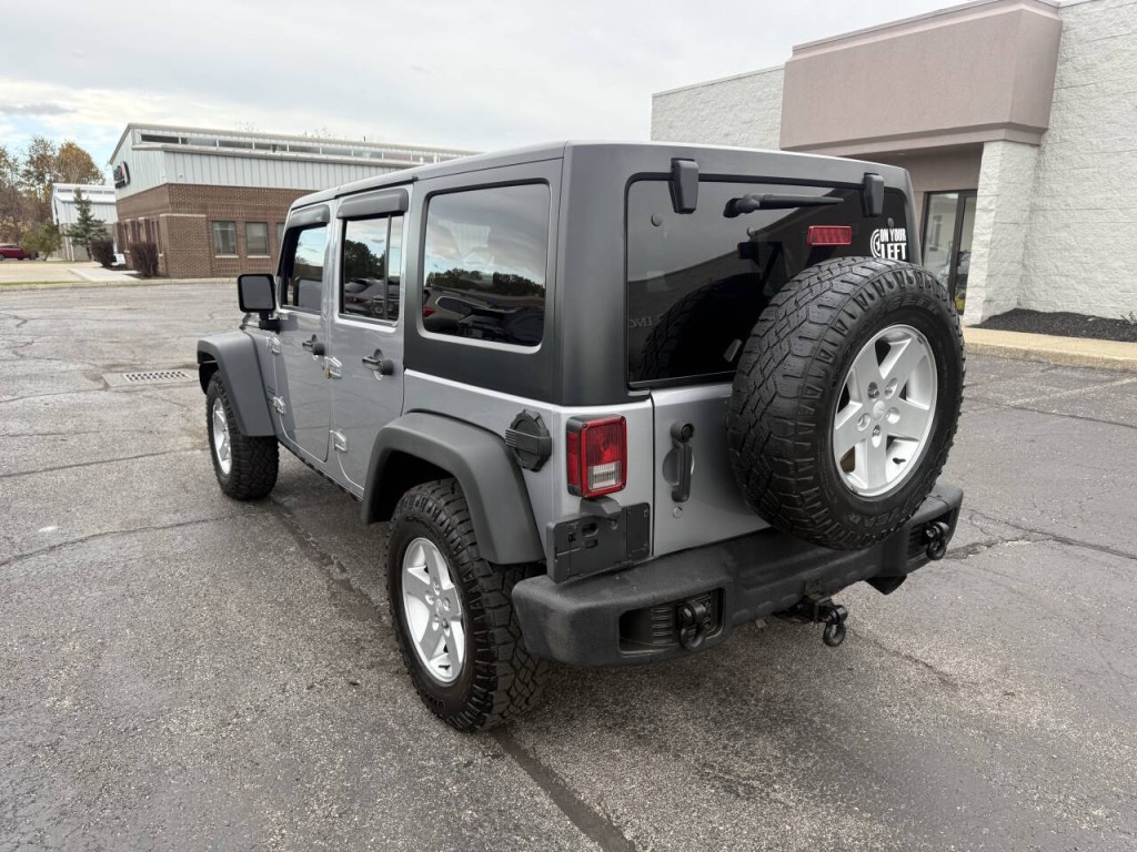 2015 Jeep Wrangler Unlimited Image 8