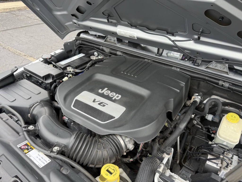 2015 Jeep Wrangler Unlimited Image 13