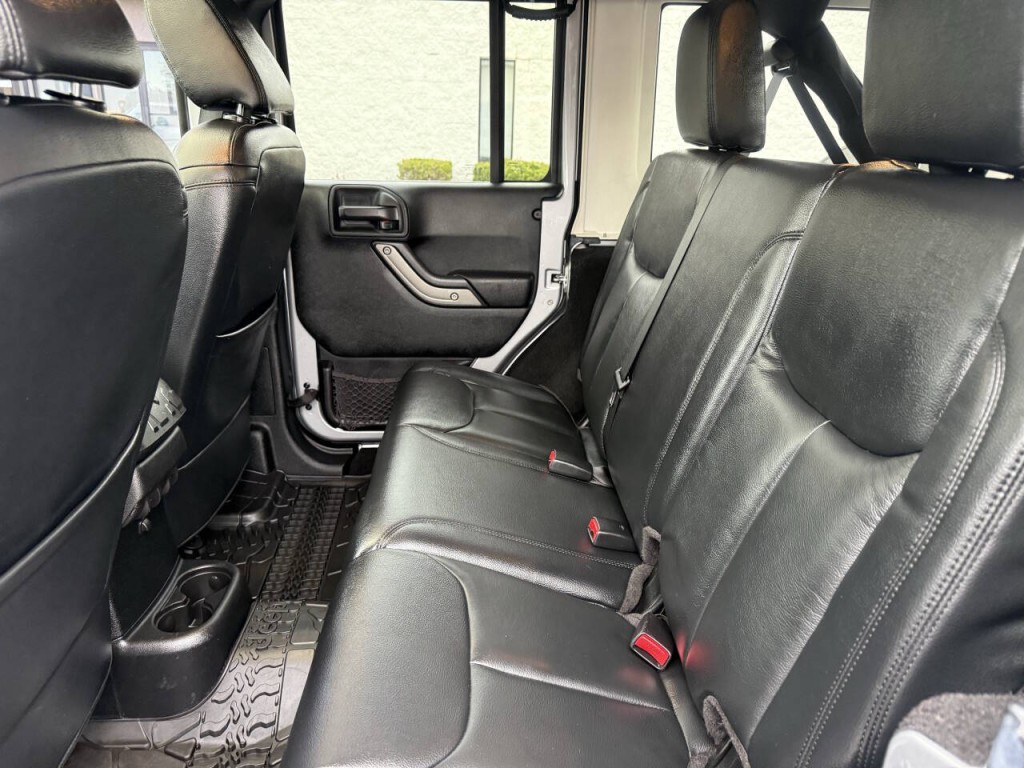 2015 Jeep Wrangler Unlimited Image 19
