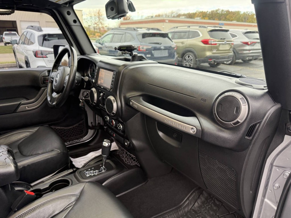 2015 Jeep Wrangler Unlimited Image 25