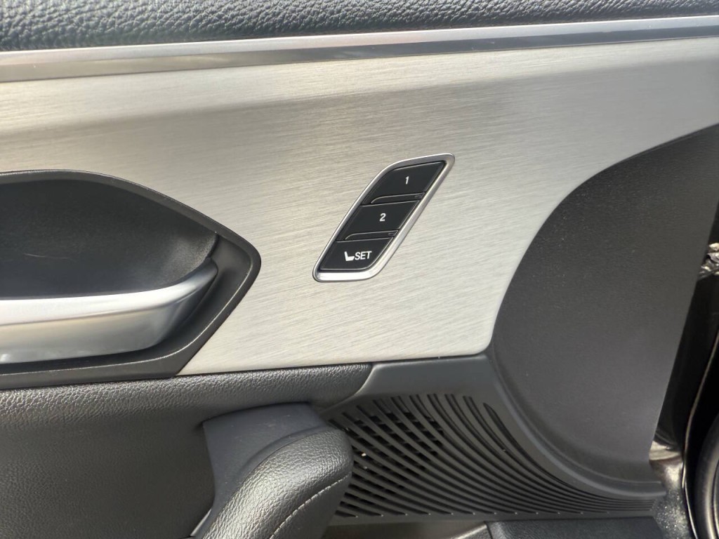 2023 Acura TL Image 16