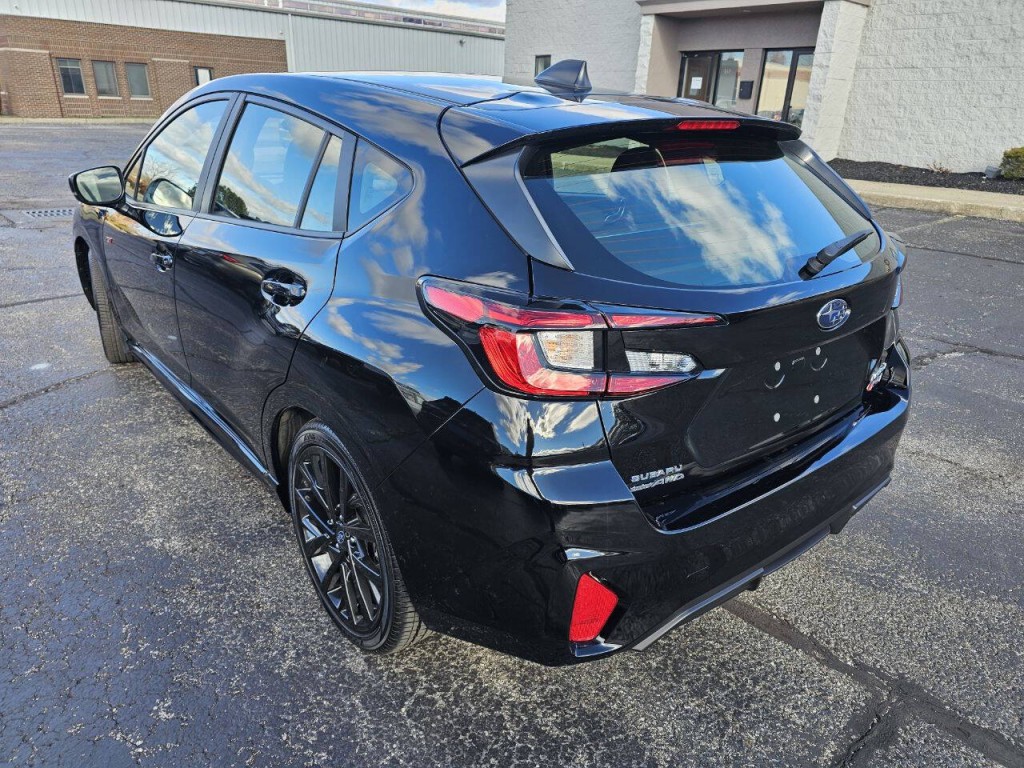 2025 Subaru Impreza Image 9