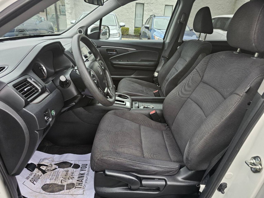 2017 Honda Pilot Image 13