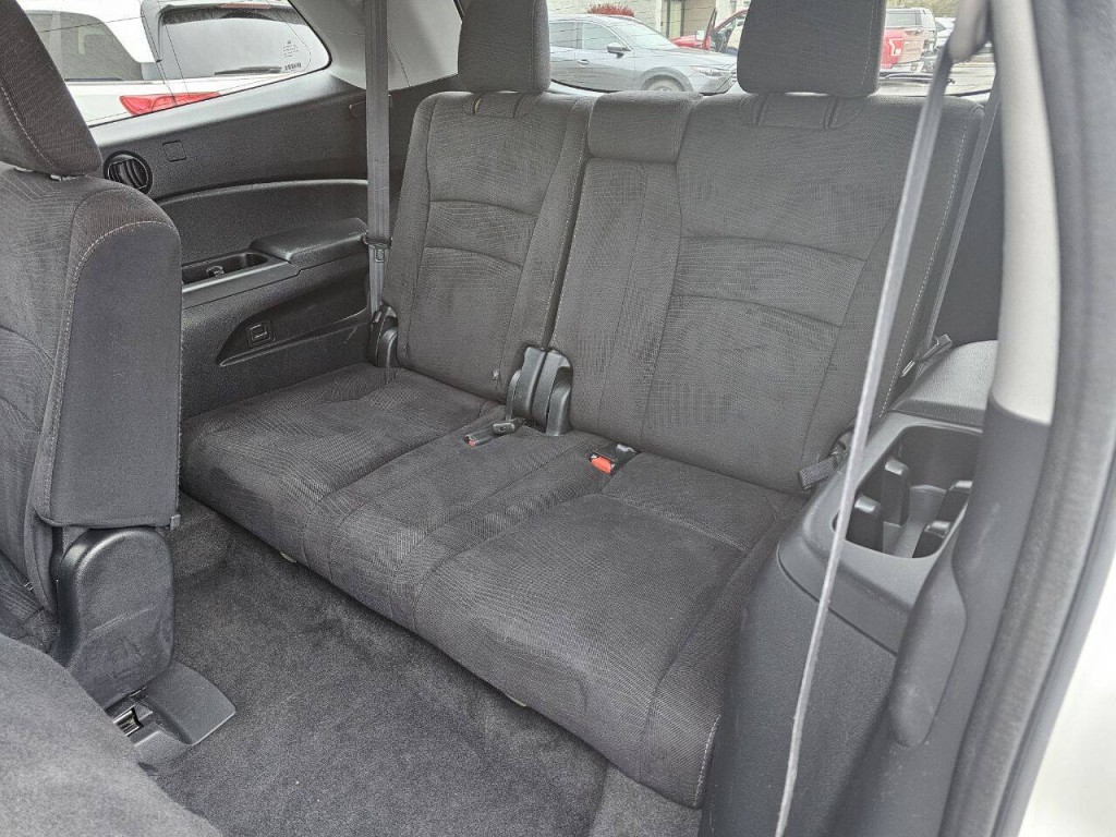 2017 Honda Pilot Image 16