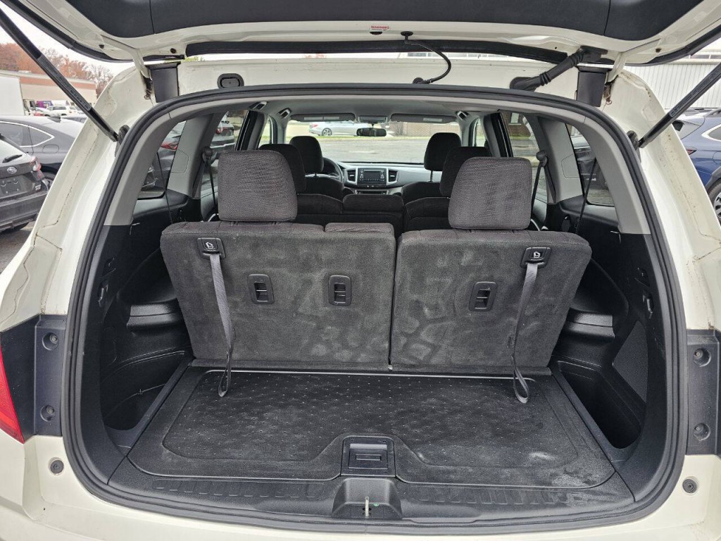 2017 Honda Pilot Image 17