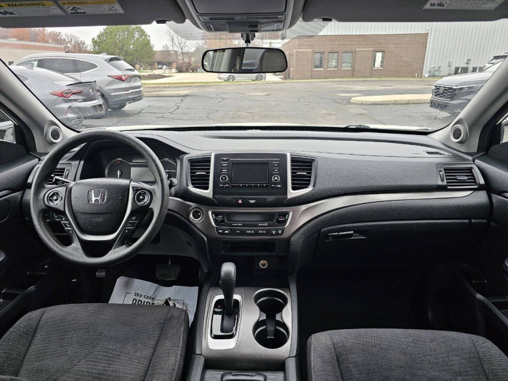 2017 Honda Pilot Image 21