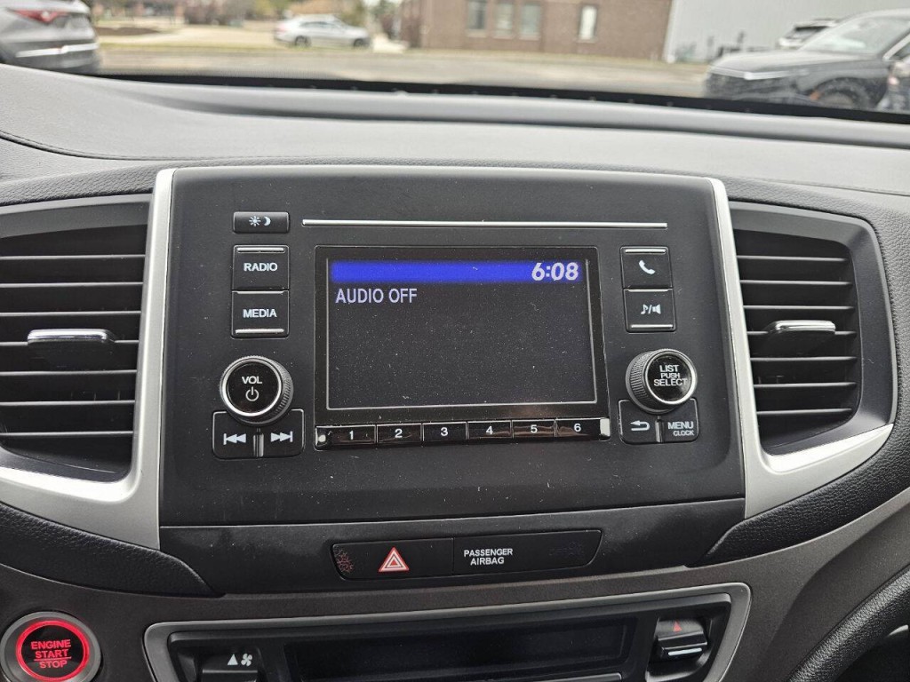 2017 Honda Pilot Image 30