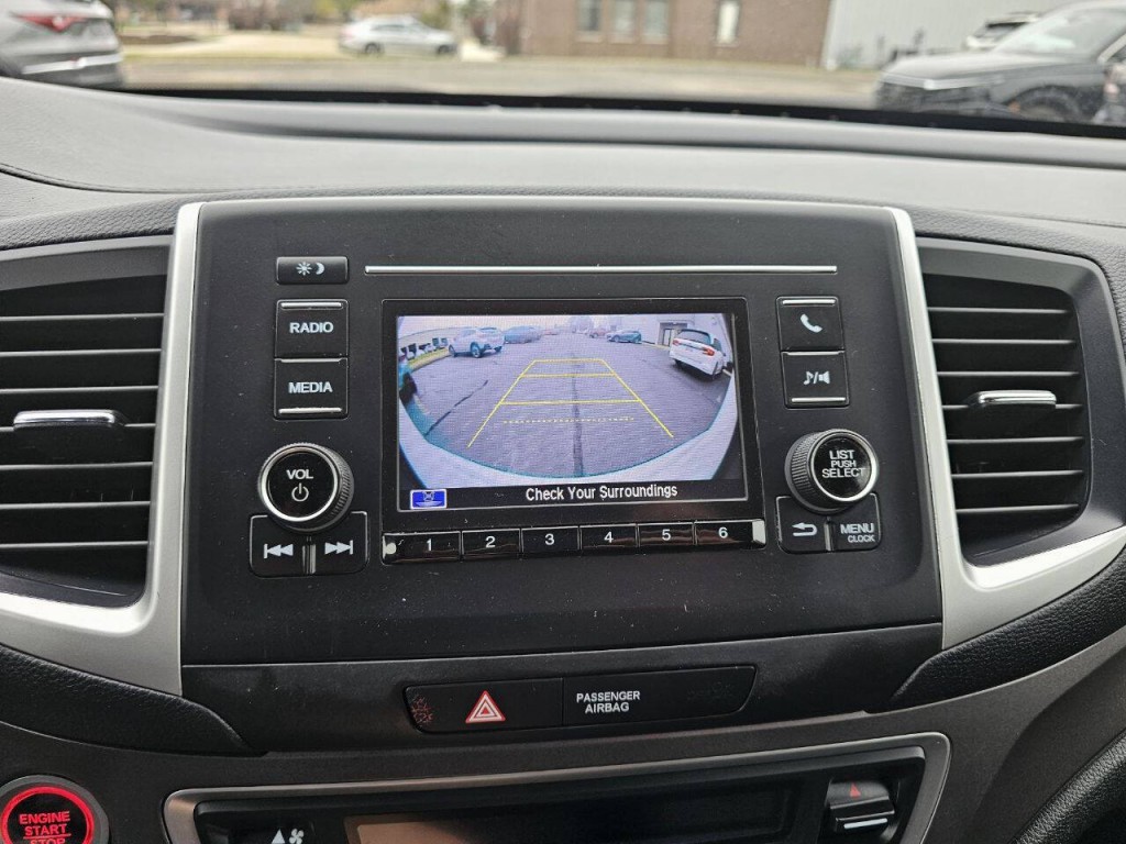 2017 Honda Pilot Image 31