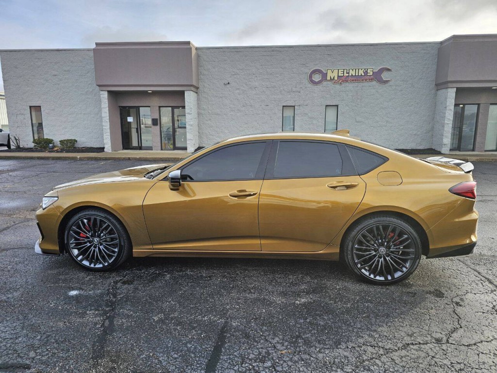 2022 Acura TL Image 9