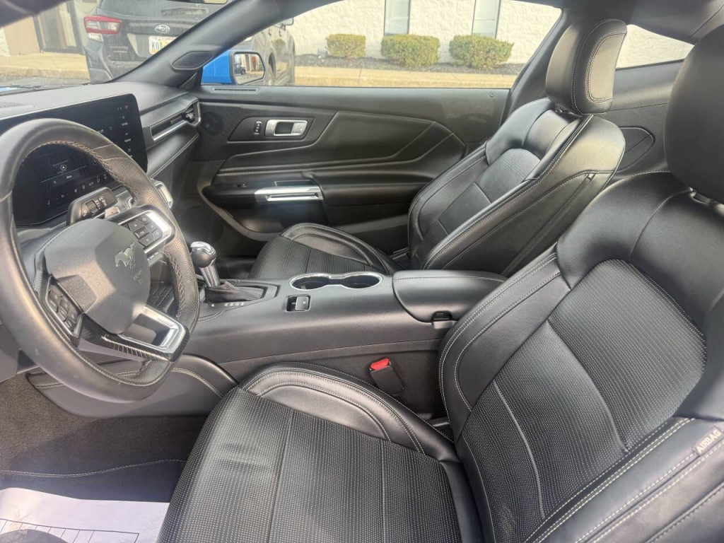 2024 Ford Mustang Image 18