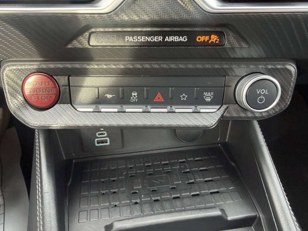 2024 Ford Mustang Image 30