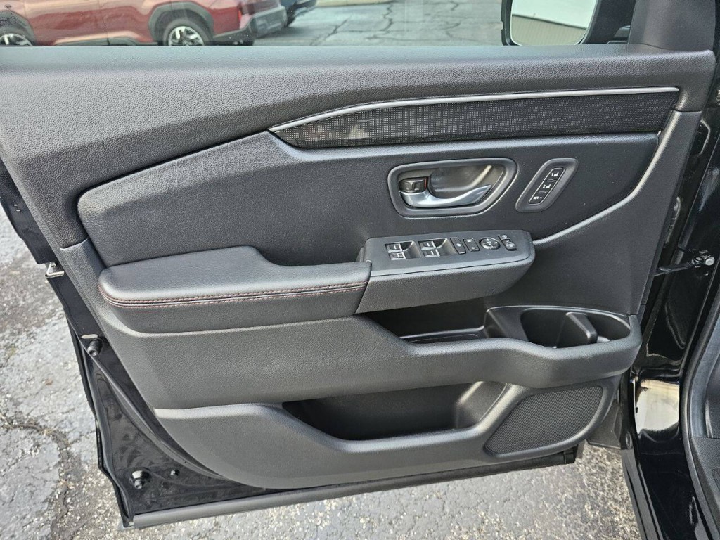 2025 Honda Pilot Image 15