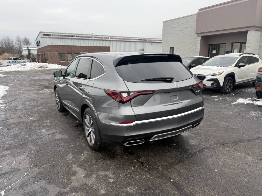 2025 Acura MDX Image 8