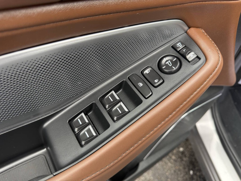 2025 Acura MDX Image 15