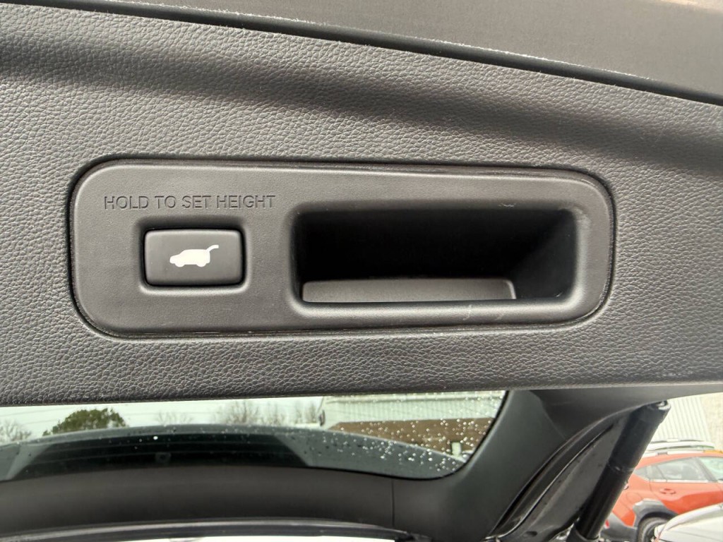 2025 Acura MDX Image 25