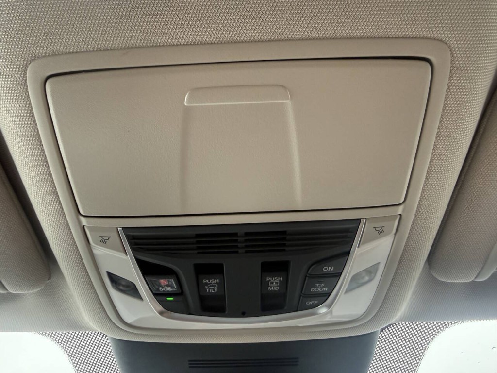 2025 Acura MDX Image 42